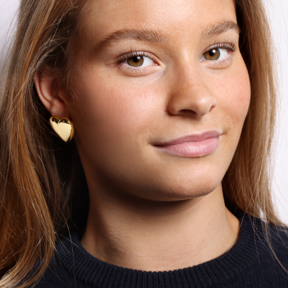 Big Heart Earstick, shiny finish, 18K Gold plated