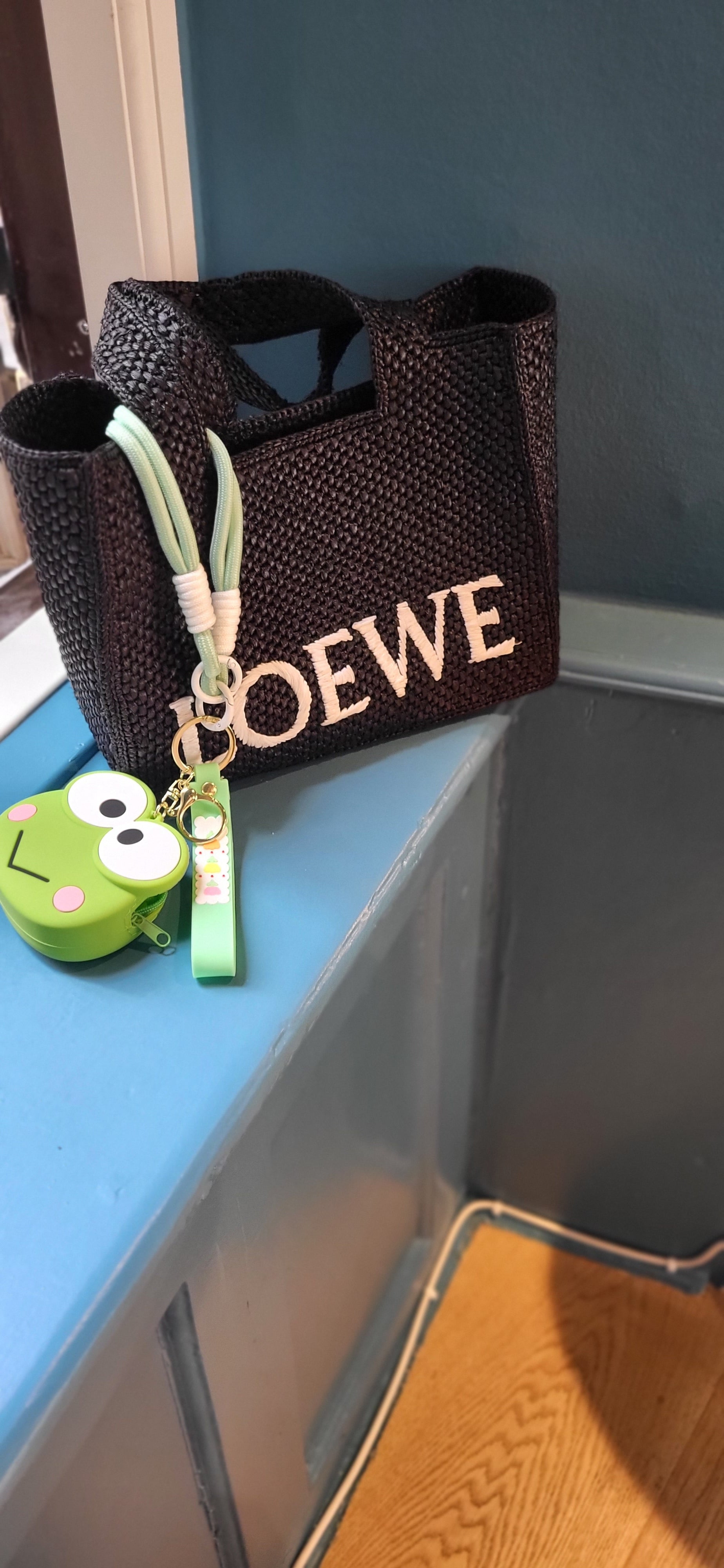 Keyhanger, Cord for bags etc.