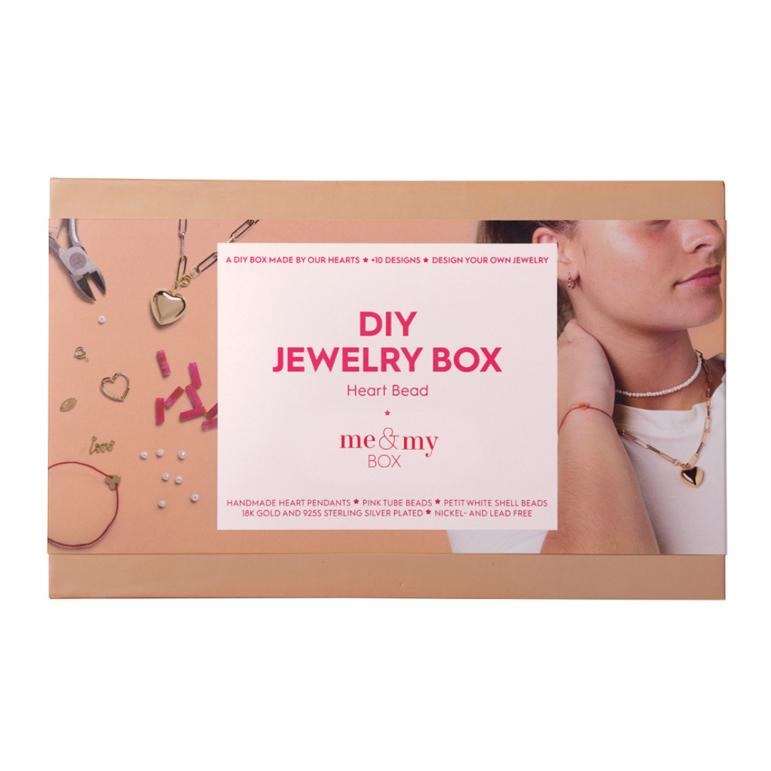 Heart Bead Box No. 24 - We love hearts