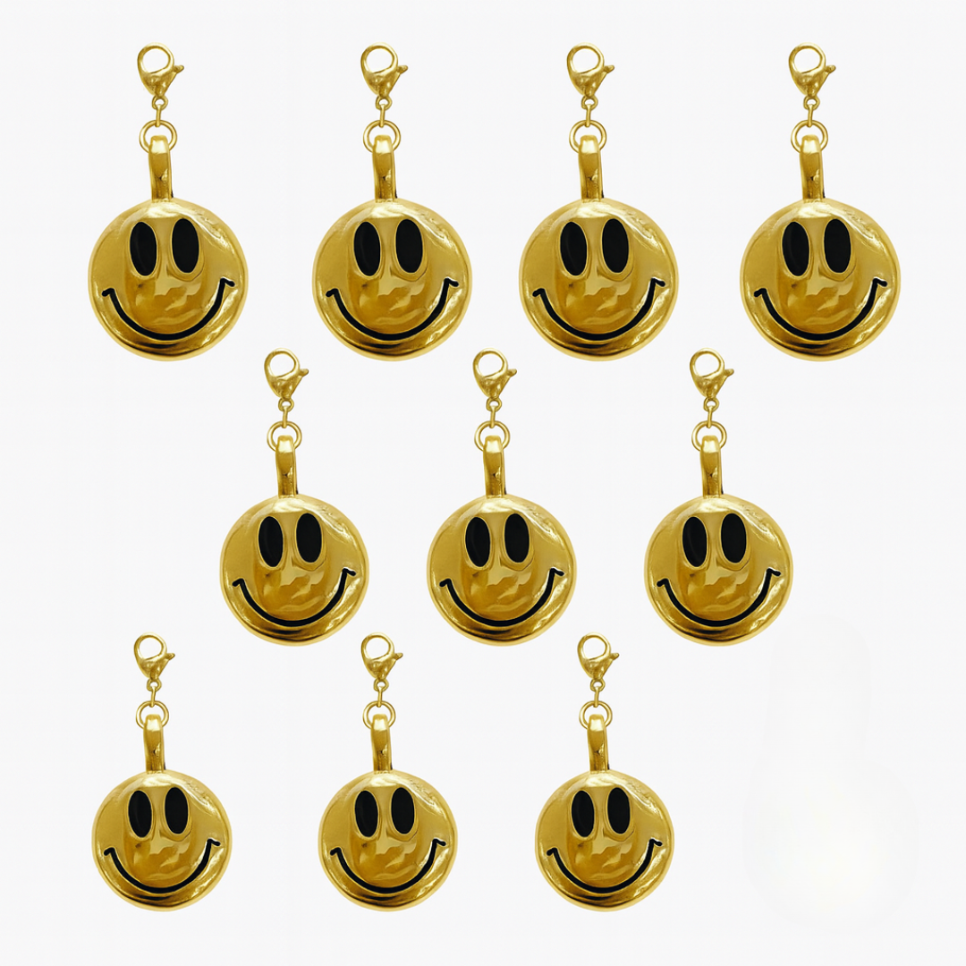 Oversize snail pendant