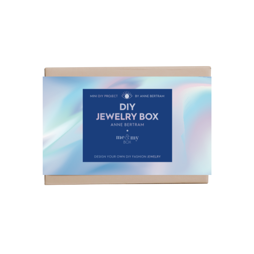 Anne Bertram X Me & My Box