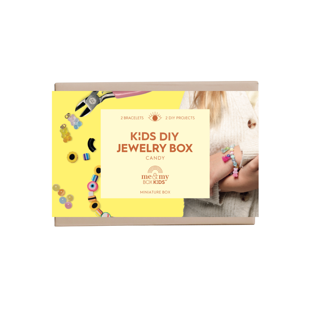 Heart Bead Box No. 24 - We love hearts