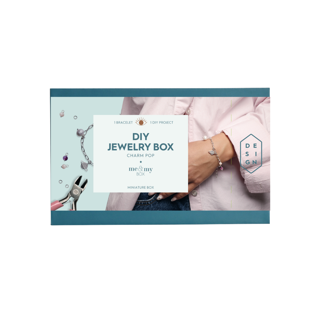 Heart Bead Box No. 24 - We love hearts