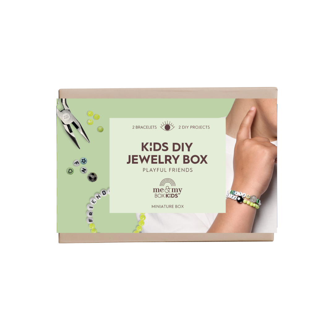 Heart Bead Box No. 24 - We love hearts