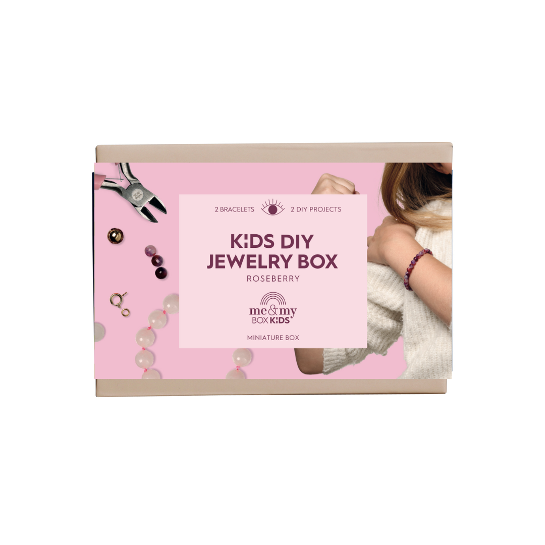 Heart Bead Box No. 24 - We love hearts