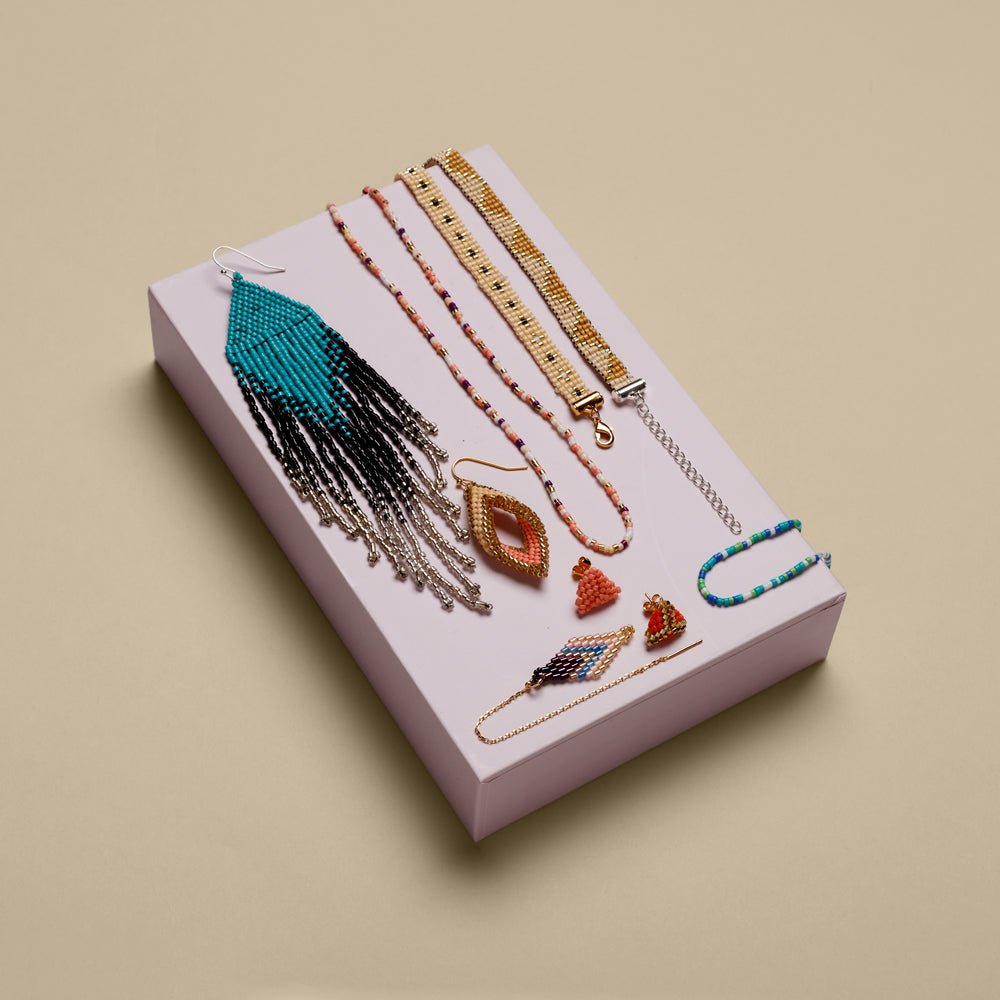 Boheme Box No. 7 - Woven bracelets and earrings