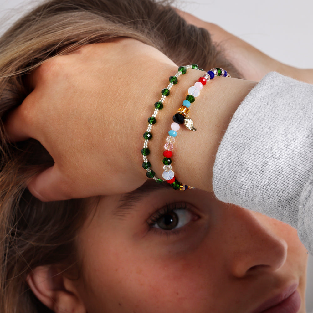 Embrace Me Box Nr 8 - Boxen fyldt med flotte dele til forskellige armbånd