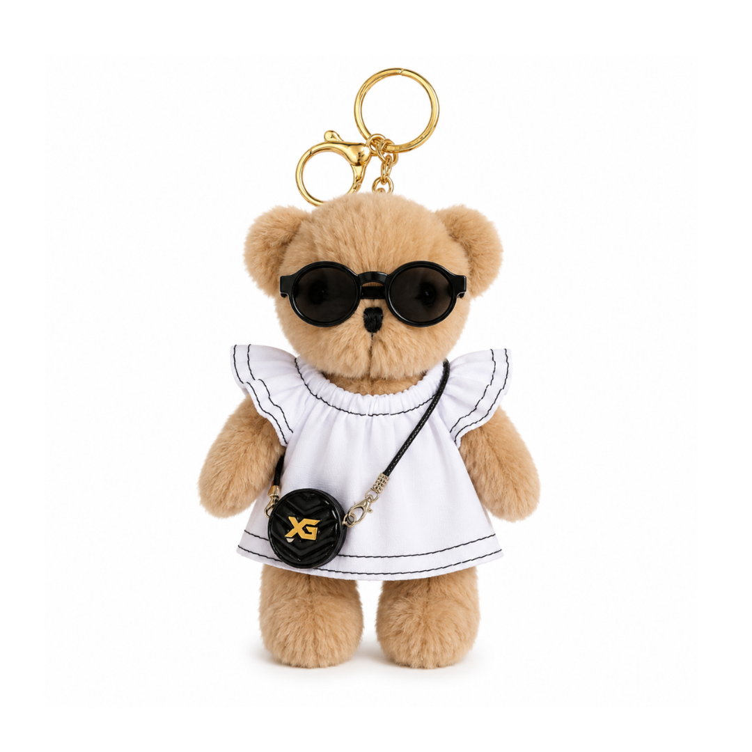 Bear Buddy, hvid kjole og cool solbriller