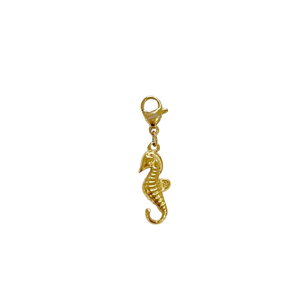 Søhest vedhæng sat på lås, 18K Forgyldt, 5x23 mm