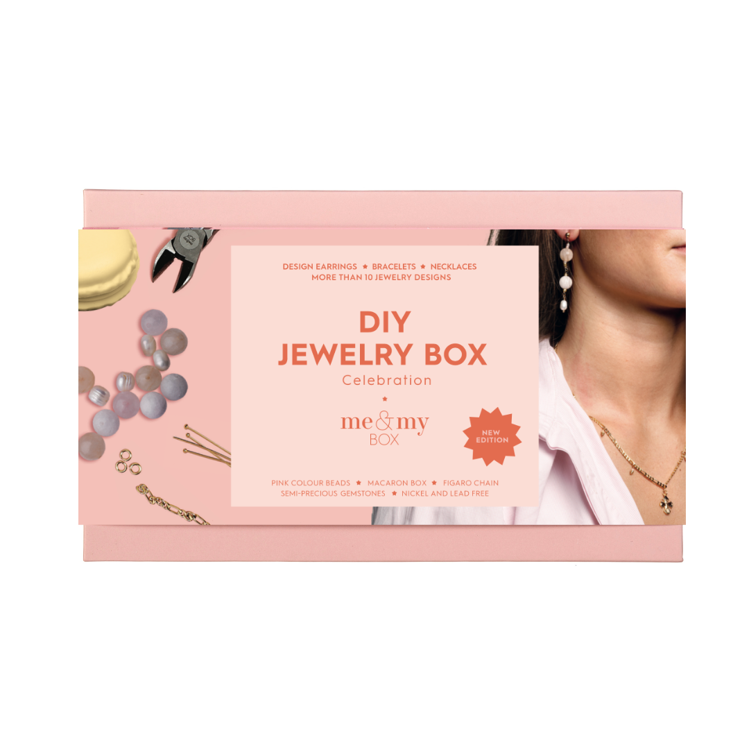 Heart Bead Box No. 24 - We love hearts