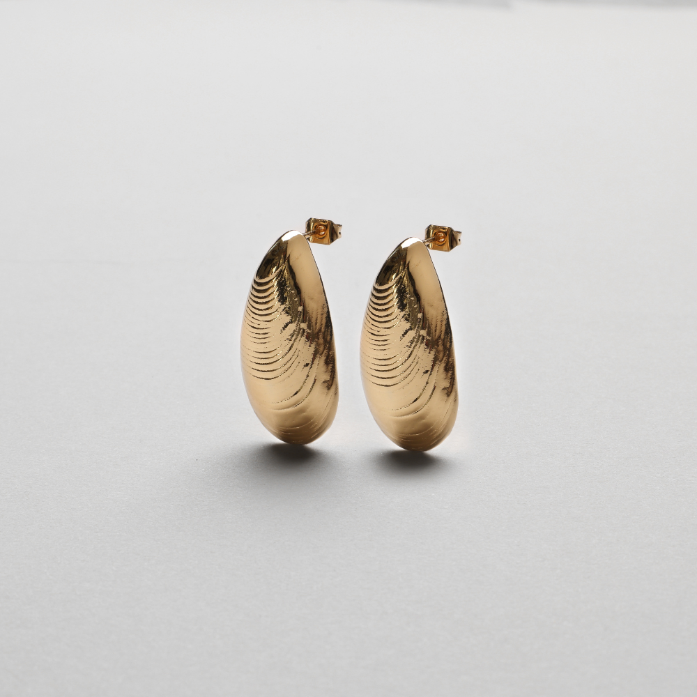 Gold Mussel Earstick, 18K Goldplated