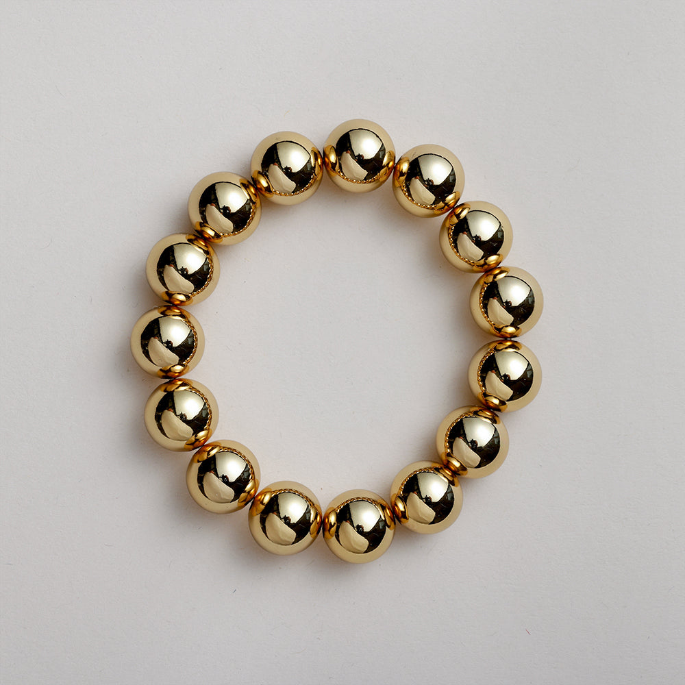 Classic bracelet with pearls