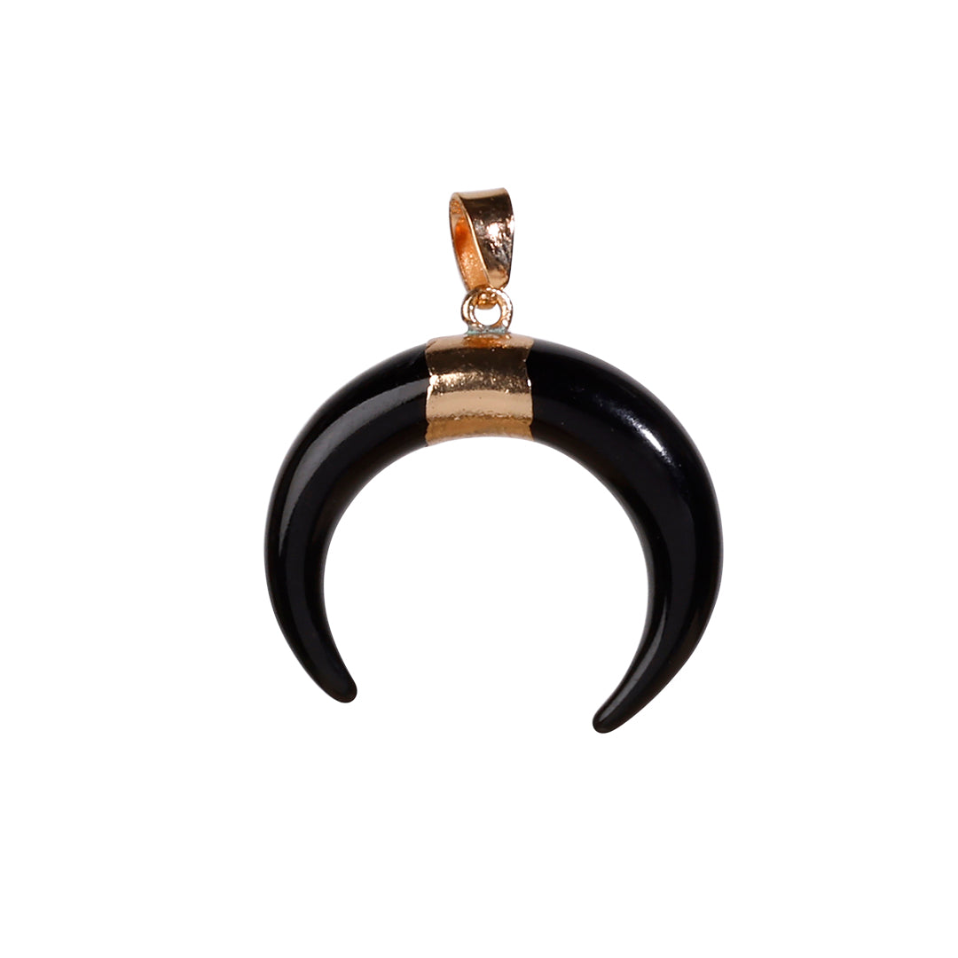 Black horn pendant