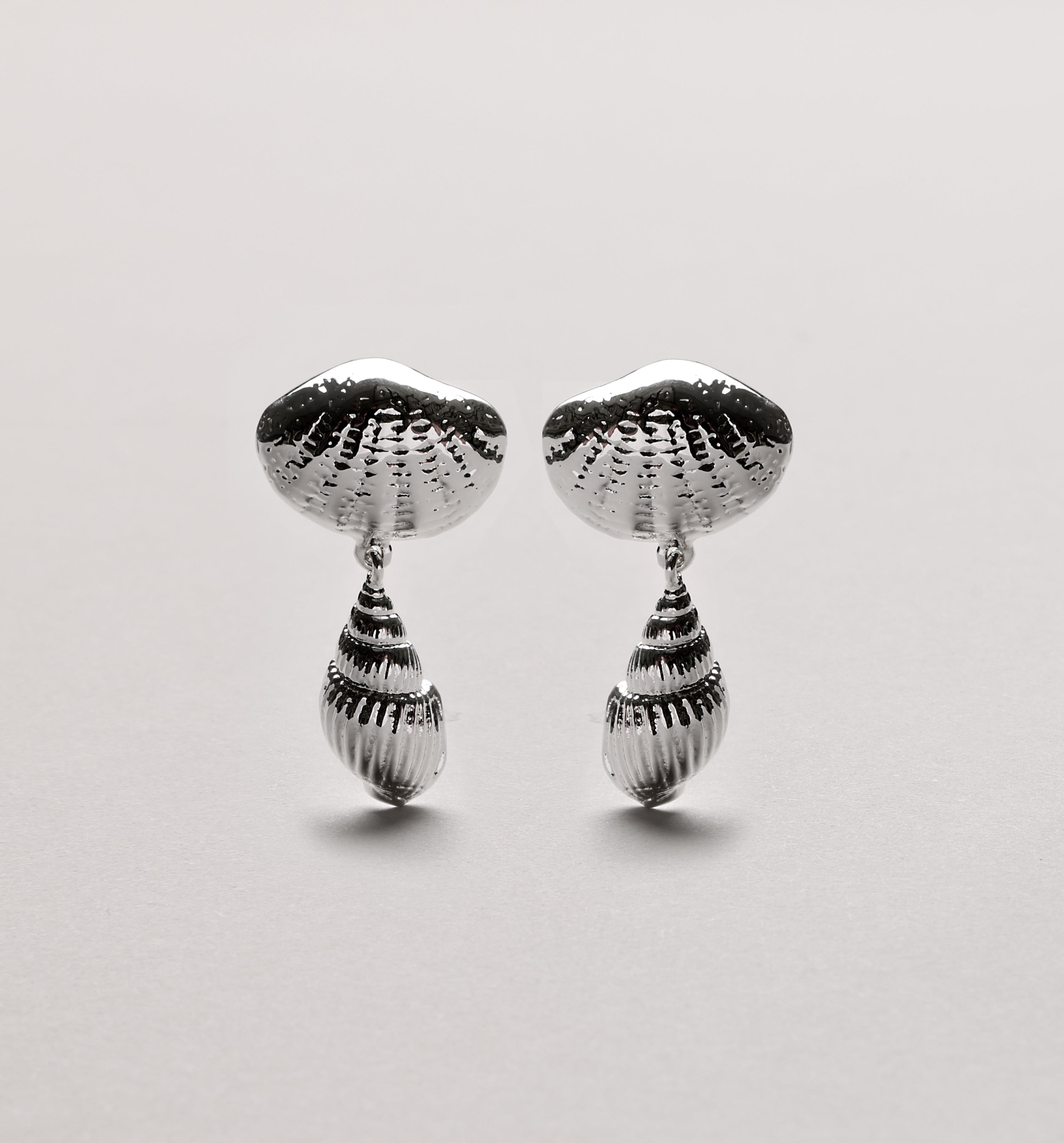 Roar of Conch Earring, 925S Sterling silver plated