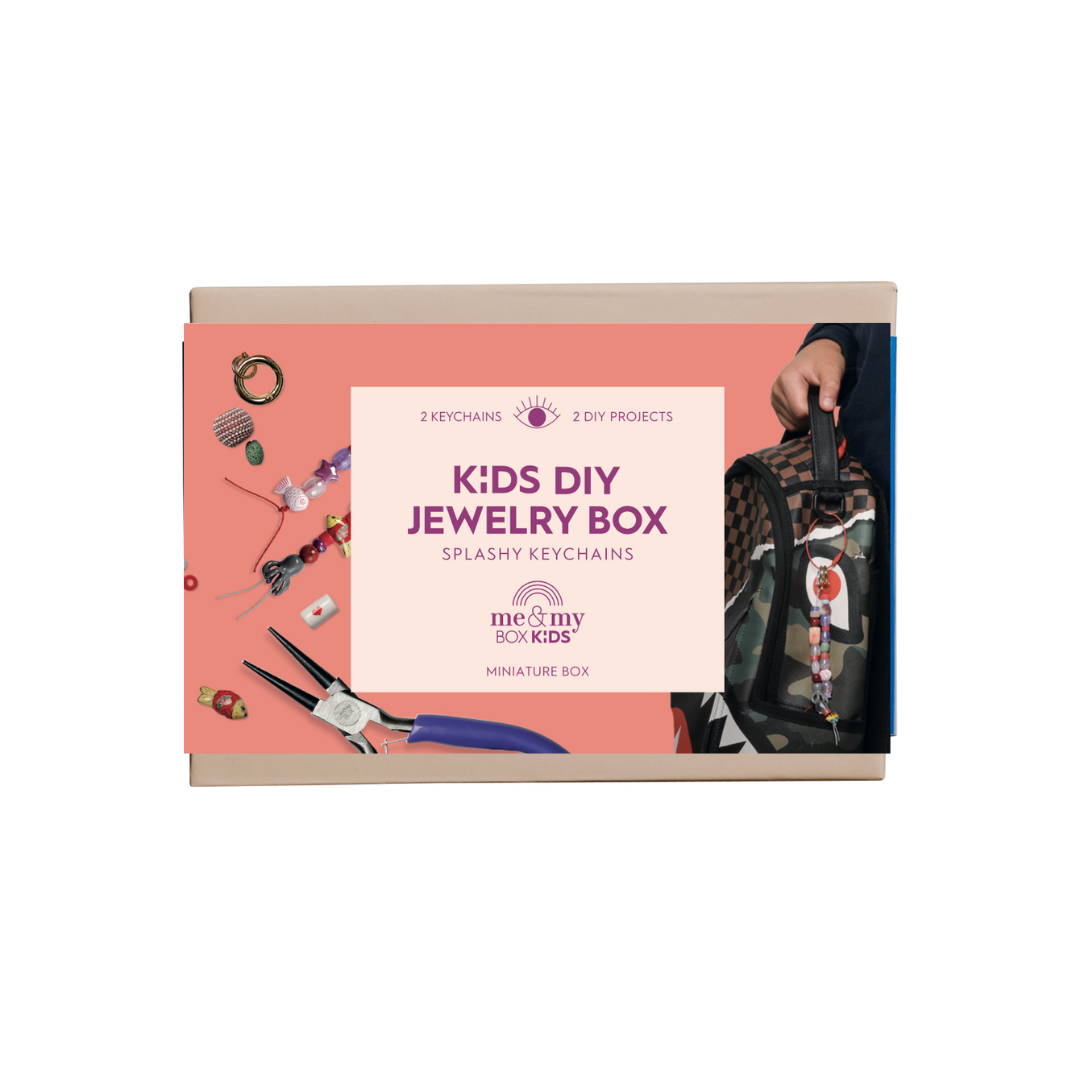 Heart Bead Box No. 24 - We love hearts