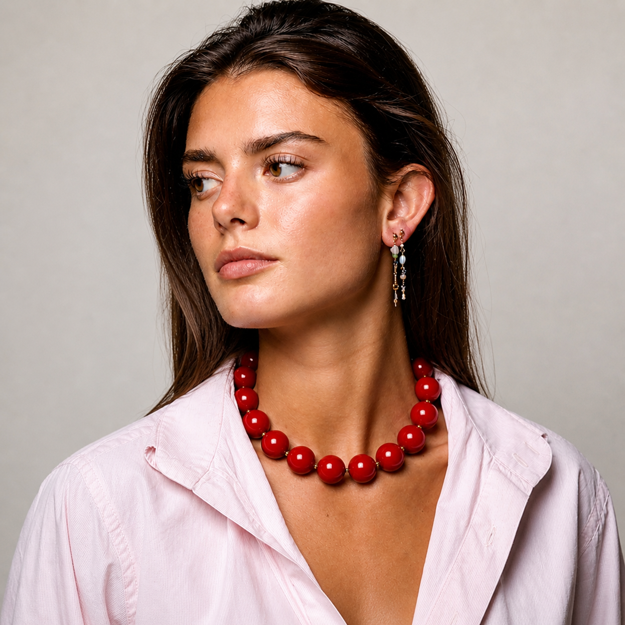 Ball necklace, available in several colours, 40 + 5 cm